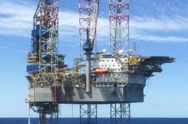 Noble Drilling's Tom Prosser jackup rig: development, design, fabrication, installation and commissioning of a tension deck